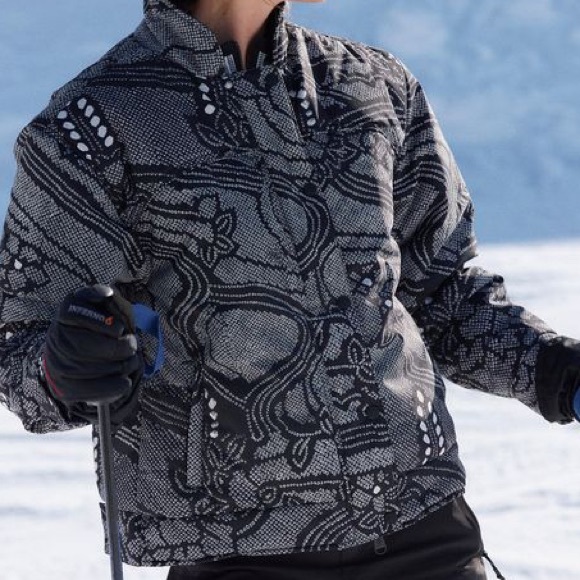 NEW Free People Bunny Slope Printed Puffer Jacket In Midnight Combo - Picture 5 of 16